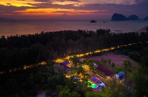 Mai Fat Hotel | Dugong Village-Green Hotel