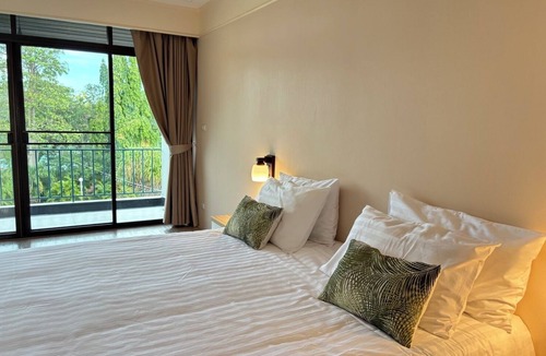 Pong Hotel | Eco Hotel by Thammasat