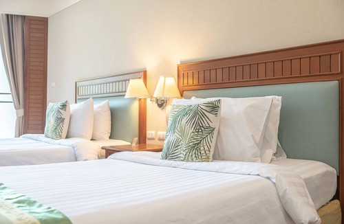 Pong Hotel | Eco Hotel by Thammasat