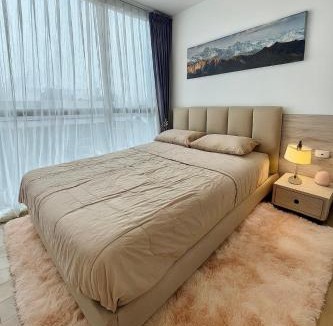 Talat Yai Apartment | Elegant Stay with 360 degree Panoramic Rooftop Pool