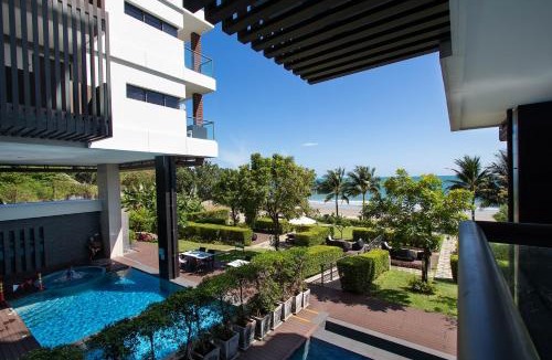 Kram Apartment | Escape Condominium By A property