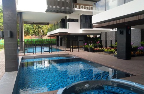 Mae Pim Apartment | Escape Condominiums Beachfront Suites - Mae Phim