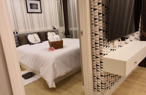 Saen Suk Apartment | Execlusive Seaview 1 bedroom suite with toproof pool at The Patio Bangsaen