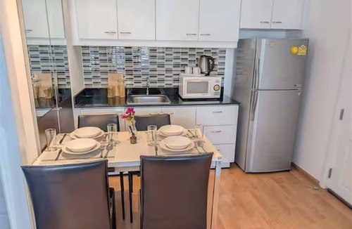 Nana Apartment | Executive 2 Bed Nana BTS 100m Bangkok