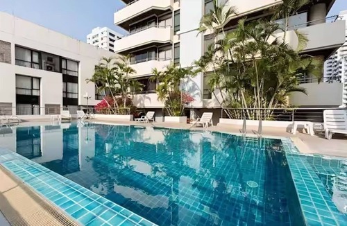 Nana Apartment | Executive 2 Bed Nana BTS 100m Bangkok