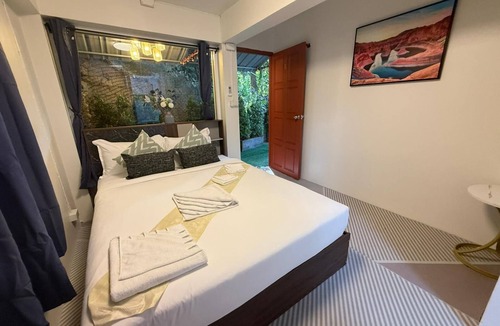 Nanai Road Villa | Family-Friendly Getaway Close to Attractions, Stunning views of Ocean and Patong