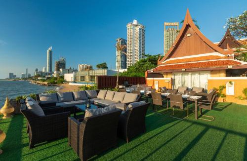 Na Chom Thian Villa | Gala Beachfront Villa