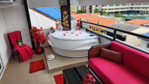 Jomtien Hotel | Happy Beach Jomtien Guesthouse