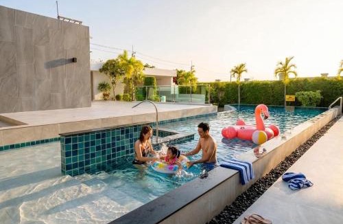 Nong Prue Villa | Holiday villa near Pattaya Elephant Village