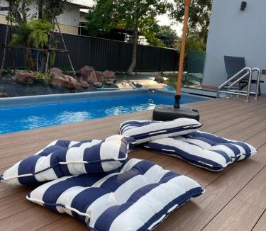 Khao Mai Kaeo Villa | Home stay Ev Coffeehouse