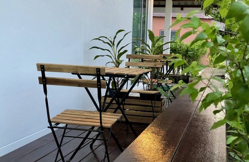 Chonburi Hotel | HomeMi Houses Homestay