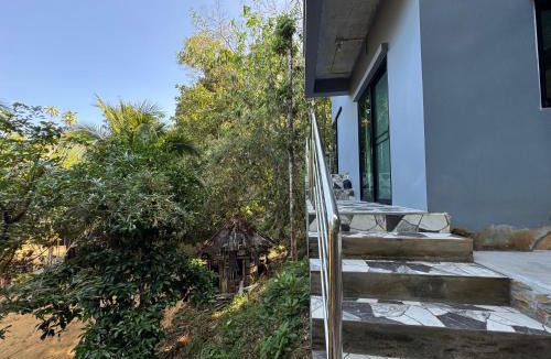 Ranong House | Hornbill Bungalow Koh Chang Ranong