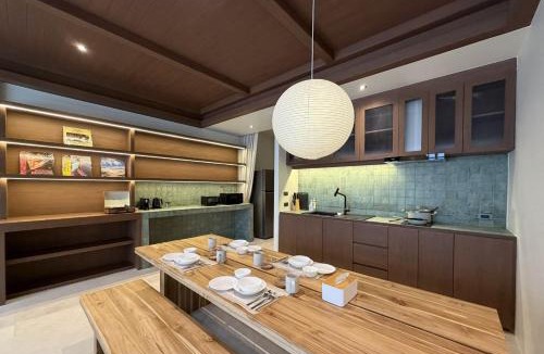 Talat Nuea House | House of Phuket Near Old Town 3BR
