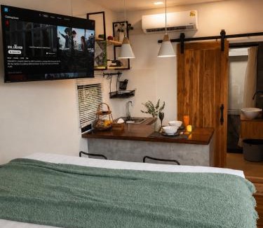 Kanchanaburi House | How Hide Homestay