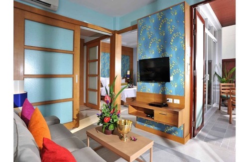 Khao Lak Villa | Jacuzzi Villa in Khao Lak with a romantic outdoor Jacuzzi JV#18