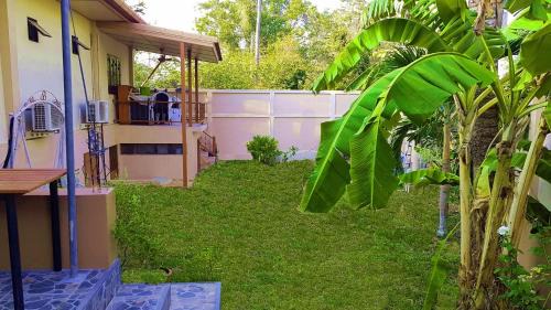 Ban Saiyuan House | Jasmine's Bungalow 3 bedroom 2 bathrooms Baby Cots