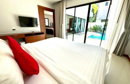 Chalong Cabin | Katerina pool villa phuket Luxury3