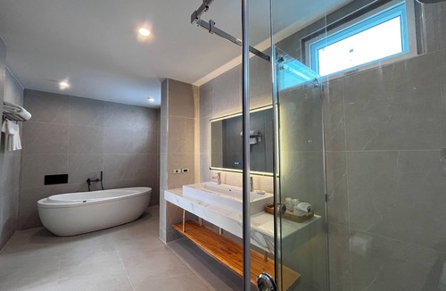 Chaweng City Center Resort | KC Beach Hotel Samui
