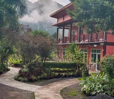 Khlong Sok Hotel | Khao Sok Country Resort