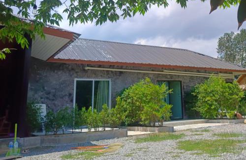 Khlong Sok House | KhaoSok Farmstay
