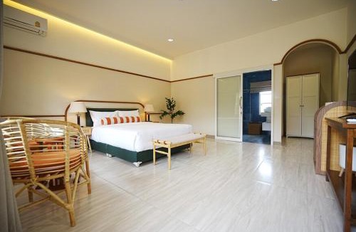 Sattahip House | La Villa des Chien