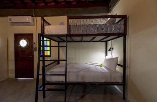 Ko Lanta Old Town Hostel | Lanta Harbour