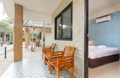 Khuekkhak Hotel | Lightplus Khao Lak