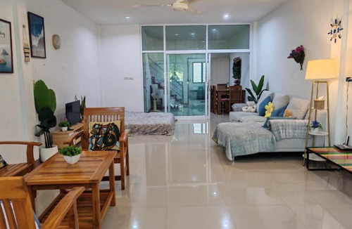 Khanom House | Little Charlie's House Khanom Beach