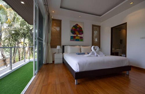 Kamala Apartment | Lovely studio with AC in charming Tambon Kamala