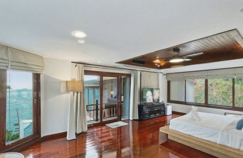 Kamala Villa | Luxurious 180 degree Seaview 6 Bedrooms Private Pool Villa in Kamala