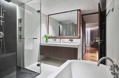 Nana Apartment | LUXURY & SPACIOUS 2 BR PENTHOUSE WITH ROOFTOP ACCESS IN BANGKOK CITY CENTRE