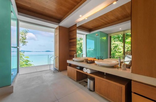 Talat Nuea Villa | Luxury Villa Skyfall Phuket Ocean View