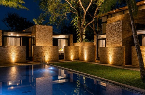 Kanchanaburi Hotel | Makham Villa River Kwai