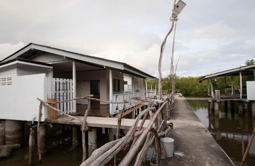 Mae Pim Villa | Mango tree อ่าวมะขามป้อม