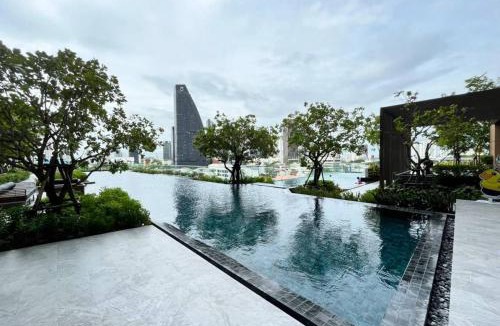 Khlong Toei Apartment | Metro Sky Prachachuen