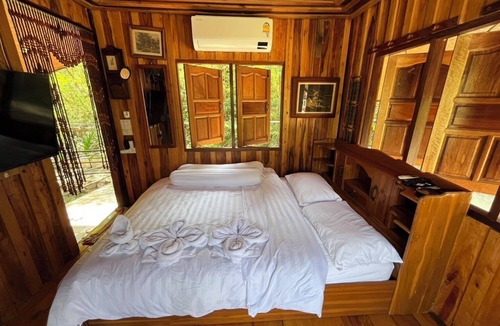 Pak Tho Resort | Min Land Resort