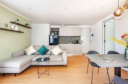 Chalong Apartment | Modern 61m² Apt - Central Chalong/Fast WiFi