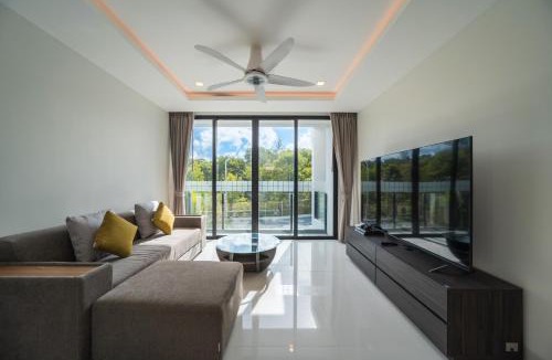 Choeng Thale Villa | Modern minimalist style luxury villa with private pool located in a high-end resort area adjacent to Laguna Park Golf Course