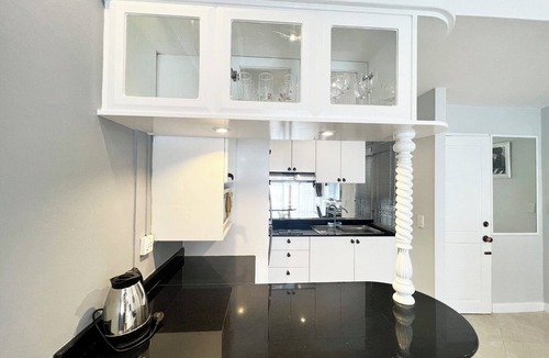 Na Kluea Apartment | Modern Pool-View 1-Bedroom Condo with Large Balcony - Baan Suan Jomtien
