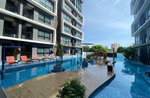Hua Hin Apartment | Modern Studio 200m from the beach
