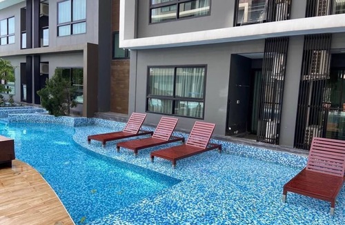 Hua Hin Apartment | Modern Studio 200m from the beach
