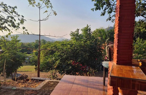 Phetchaburi House | Mountain Front Family Home Big Balcony For 4 Rare Birds, Bikes