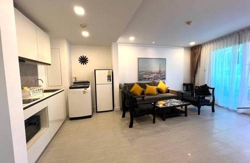Hua Hin Apartment | Mykonos Hua Hin - 1 bdr Condo Shared Pool Downtown
