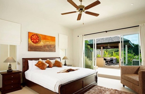 Nai Harn Villa | Nai Harn Beach Phuket 7 Bedroom Pool Villa
