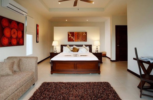 Nai Harn Villa | Nai Harn Beach Phuket 7 Bedroom Pool Villa