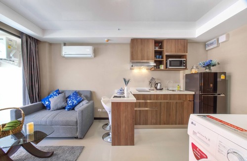 Nai Harn Apartment | NARA Condo 1BR | Pool View | NBC Nai Harn