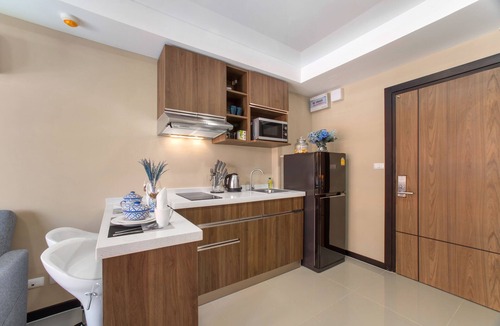 Nai Harn Apartment | NARA Condo 1BR | Pool View | NBC Nai Harn