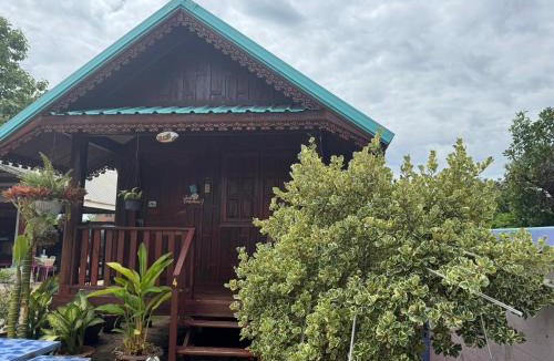 Khao Suan Kwang Ski Chalet | Newhome RESORT