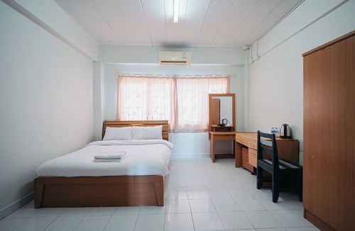 Saen Suk Hotel | Oh My Nap Bangsaen