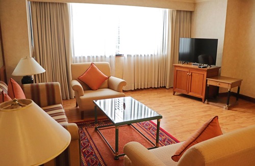 Asoke Apartment | One Bedroom Grand Suite Apartment in the city center (G44)
